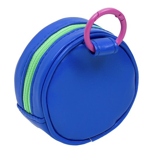 Blue container with green rope and pink handle on a white background