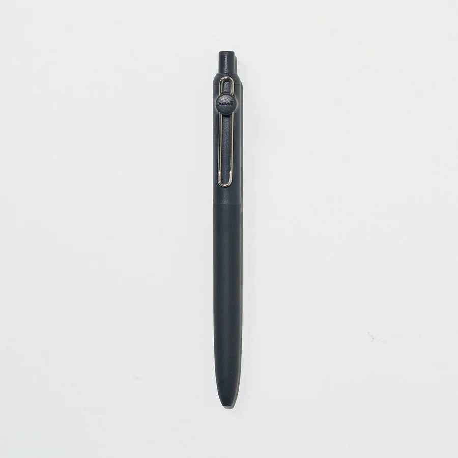 Uni-Ball Zento Standard Model